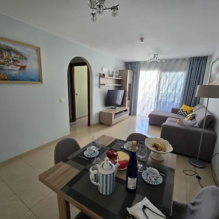 Playa Paraiso 2 Bedrooms With Ocean View Pool And Parking 아파트 아데제
